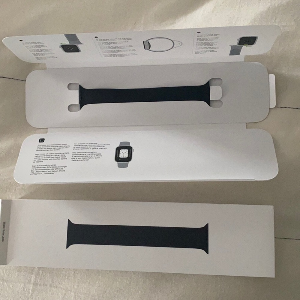 Apple Solo Band Size 8 40MM color black
